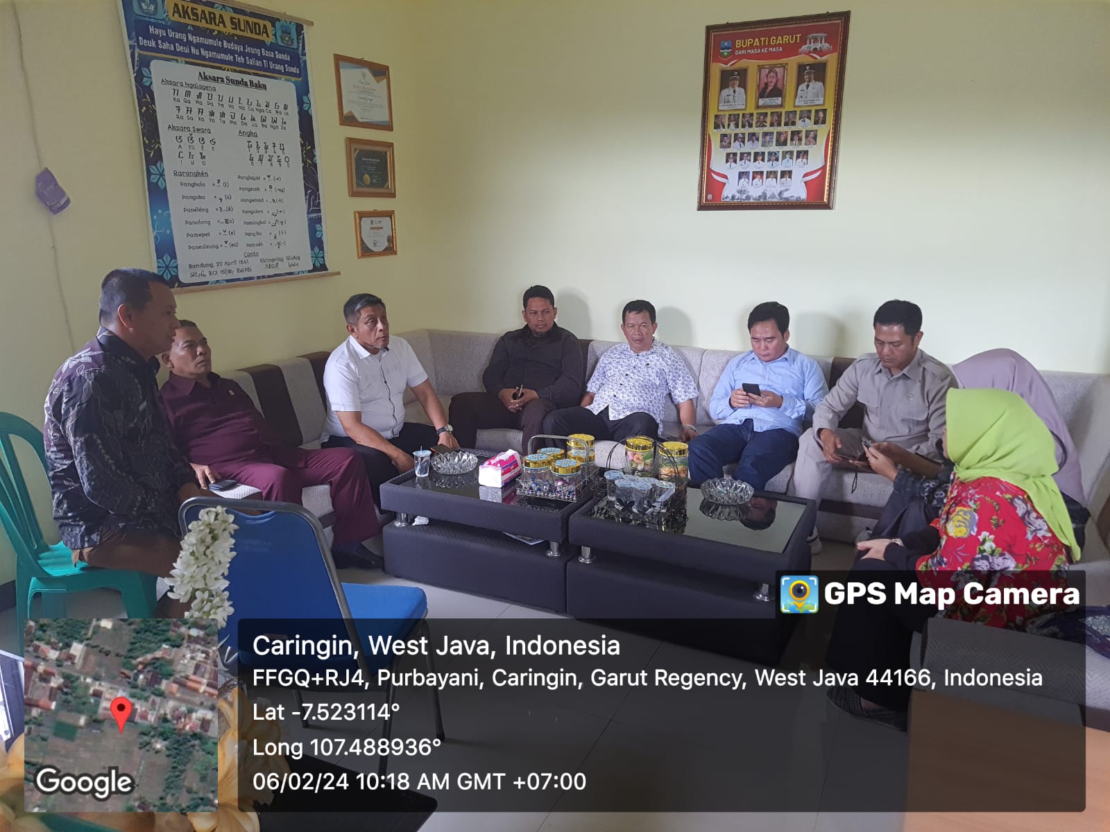 bpk-camat-caringin-menerima-kunjungan-dprd-kab-garut-komisi-3